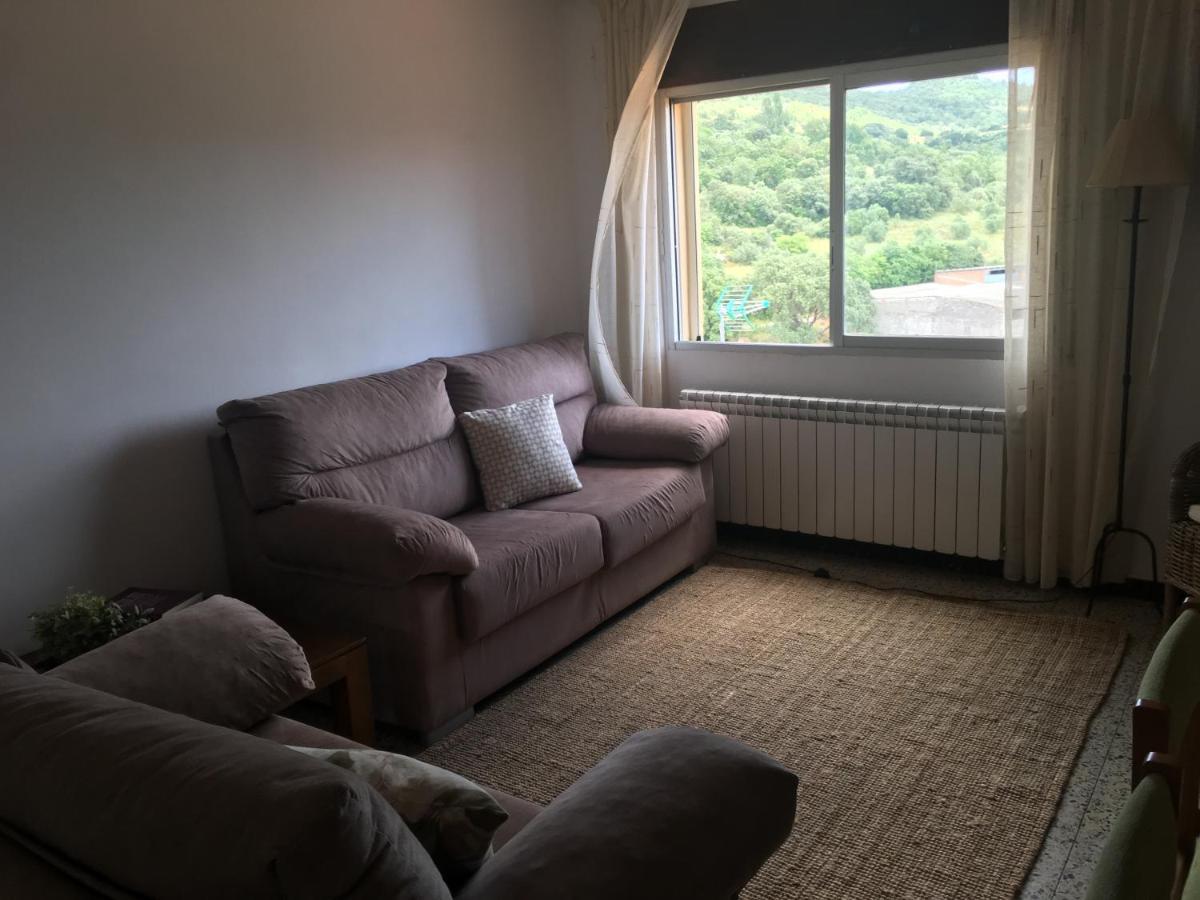 Apartaments La Pertusa 2O Corca  Екстер'єр фото