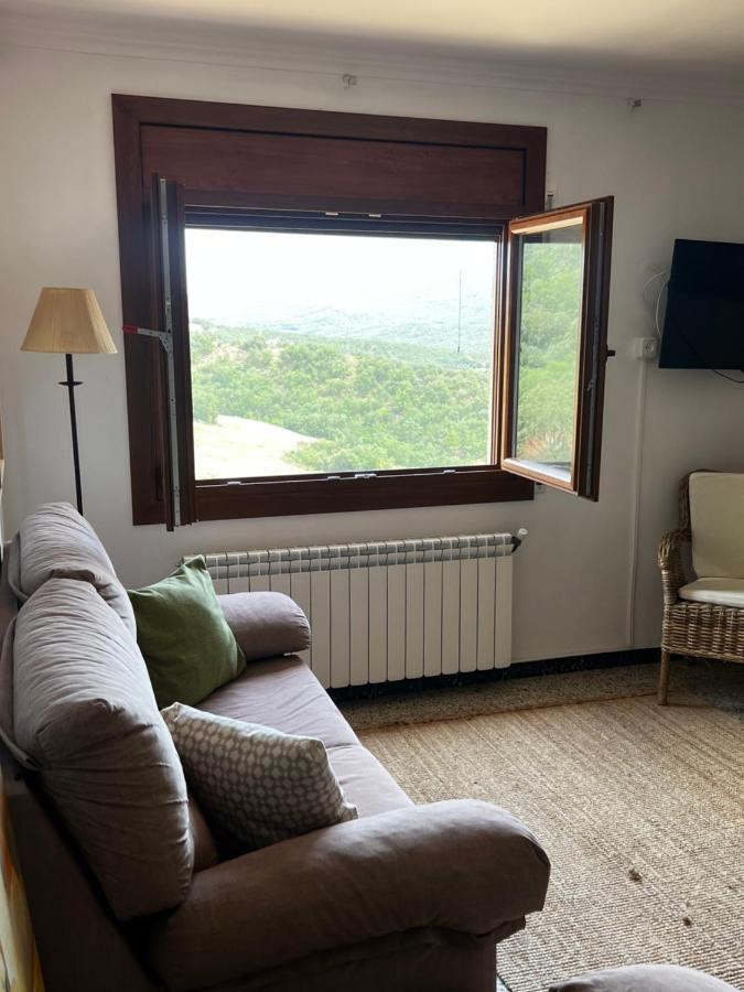Apartaments La Pertusa 2O Corca  Екстер'єр фото